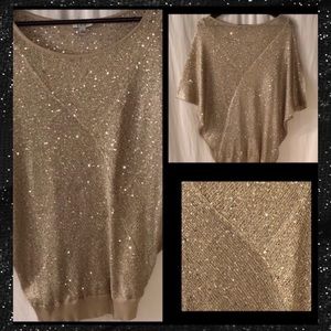 🍾Gold Shimmer Caché Sweater/Top🥂